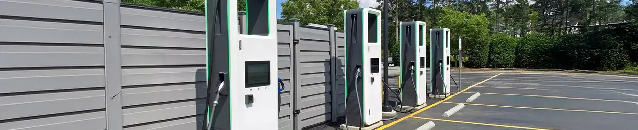 Moniteurs et écrans tactiles pour usage en extérieur
