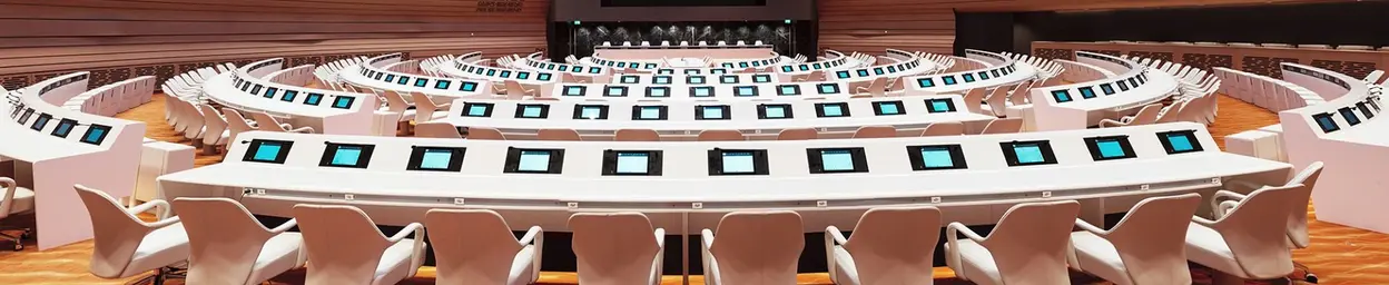 Écrans tactiles pour salles de conférence